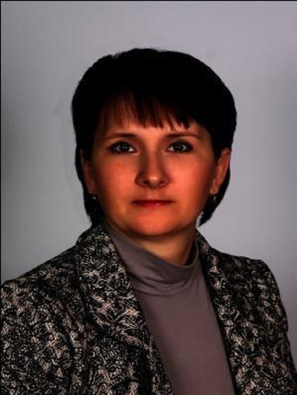 Муругова Оксана Владимировна.
